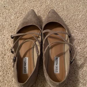 Steve Madden Tan Suede shoe Size 10